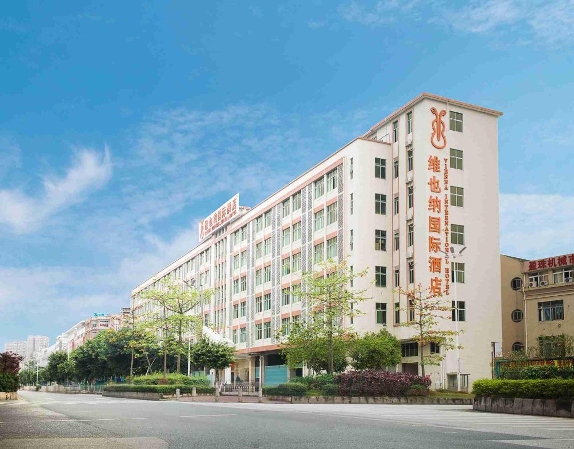 Vienna Hotel Guangzhou Dongpu Bus Station Екстер'єр фото
